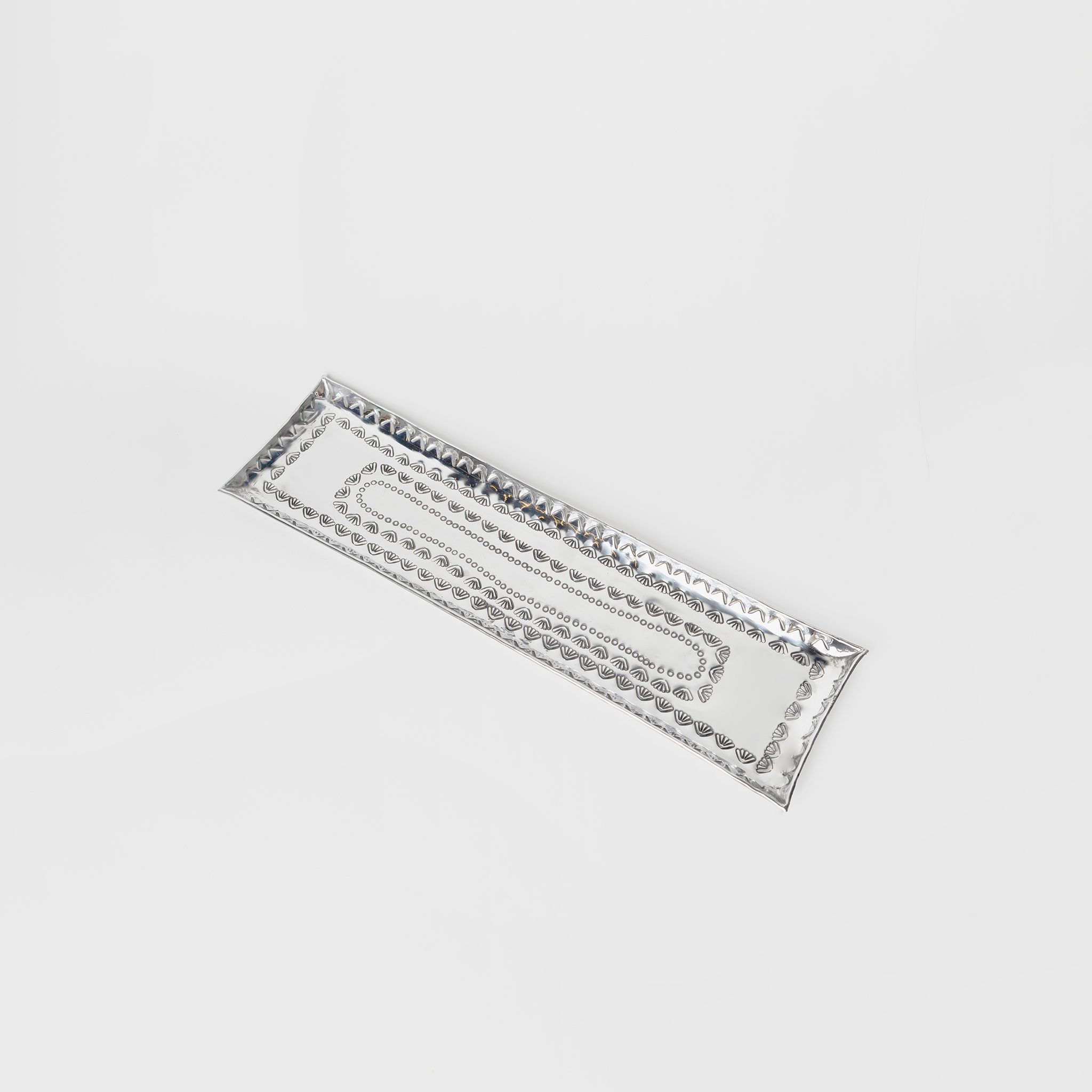 Silvi tray