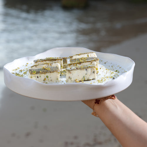 Mara serving plate