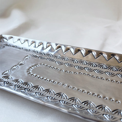 Silvi tray